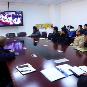 ���(xi��ng)���ι������ڣ� �V�I(y��)��˾�M���տ���һץ�������L(f��ng)�o(j��)�������}Ƭ