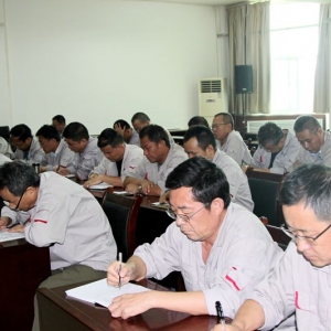 ��˾��(du��)����(j��)��λ�ЌӸɲ��M(j��n)�м��w����ՄԒ��������ԇ