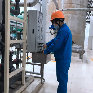 �؍��ھ�������Ȼ�Ӻ����