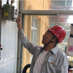 һ��(g��)�R�r(sh��)ؓ(f��)؟(z��)�˵ē�(d��n)��(d��ng)