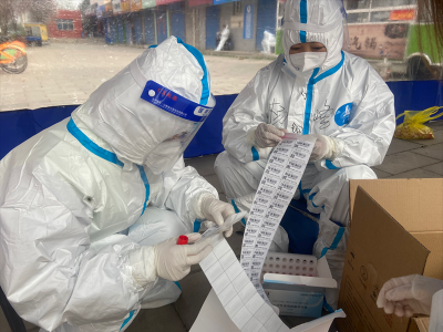 �����еĽ펽�L(f��ng)��