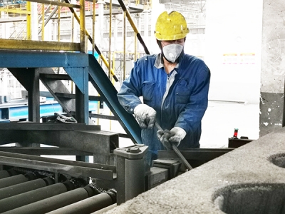 ���a(ch��n)һ���ġ����Sţ��--ӛ�(y��ng)�O�ֹ�˾�M�b܇(ch��)�g���Tһ����L(zh��ng)������