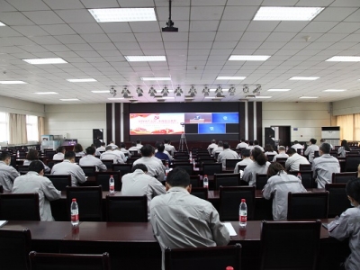 ��˾�e�k���W(xu��)��(x��)��(x��)��ƽ����ӛ�P(gu��n)���h�Ľ��O(sh��)��ҪՓ�������}��Ӗ(x��n)