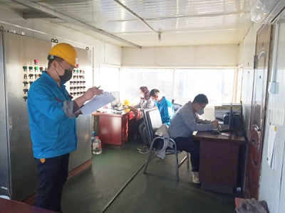 �ɘӰ�ġ���ȫ��(j��ng)��