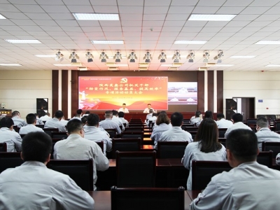 ������Σ��������L(f��ng)���O(sh��)�������¡�  ���l(f��)���|(zh��)���l(f��)չ����(d��ng)�ܡ�