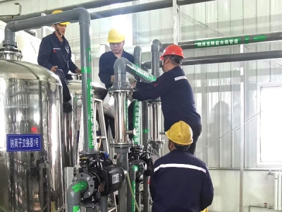 �(y��ng)�O�ֹ�˾��(d��ng)��܇�g���40T���}ˮ�O(sh��)���c�x�ӽ��Q����(sh��)֬���Q����