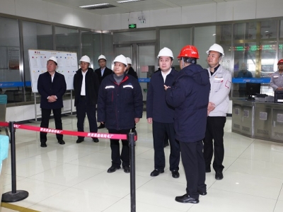 �����ɫ���ټ��F(tu��n)�hί����ӛ������������(j��ng)��Ī��һ�е���˾�{(di��o)��